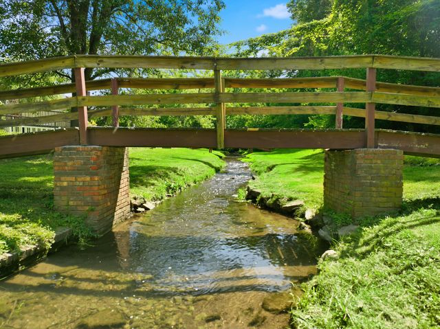 548 Cromwell Way, Lexington, KY 40503