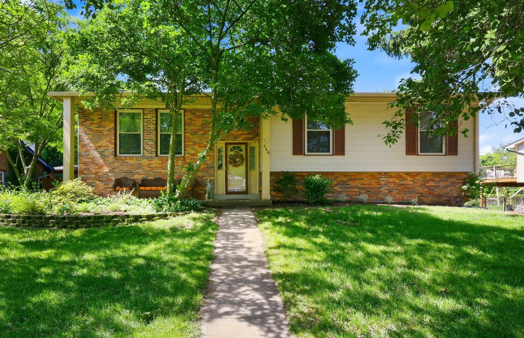 548 Cromwell Way, Lexington, KY 40503