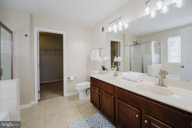 242 ANN DR, Middletown, DE 19709