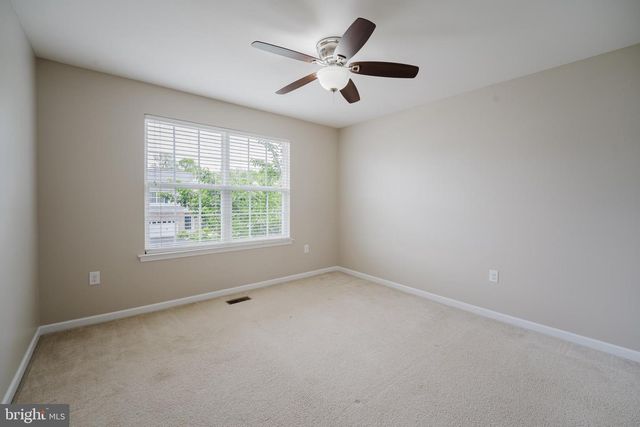242 ANN DR, Middletown, DE 19709