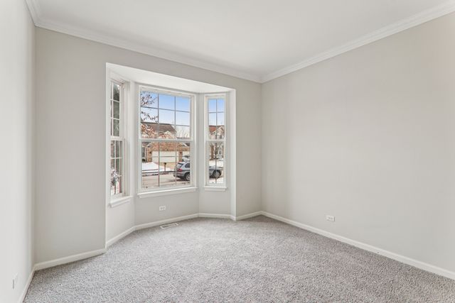 148 Rosewood Drive, Streamwood, IL 60107