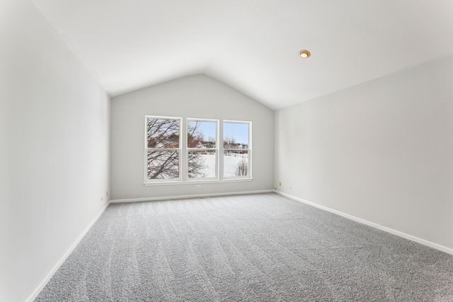 148 Rosewood Drive, Streamwood, IL 60107