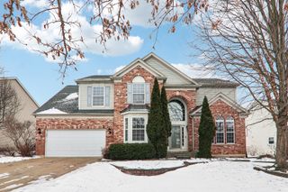 148 Rosewood Drive, Streamwood, IL 60107