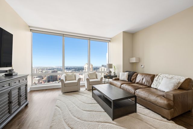401 N Wabash Avenue 41C, Chicago, IL 60611