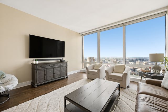 401 N Wabash Avenue 41C, Chicago, IL 60611