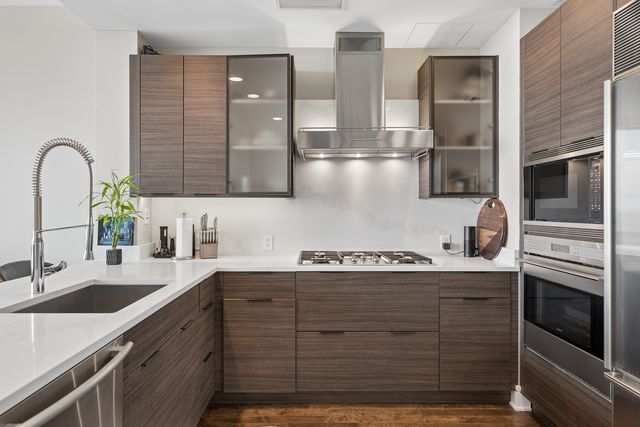 401 N Wabash Avenue 41C, Chicago, IL 60611