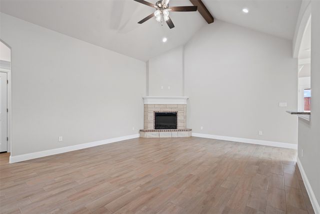 704 Jameson, Springtown, TX 76082