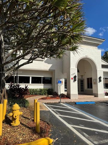 5760 Rock Island Rd 304, Tamarac, FL 33319