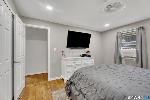 27 Idle Lane, Meriden, CT 06451