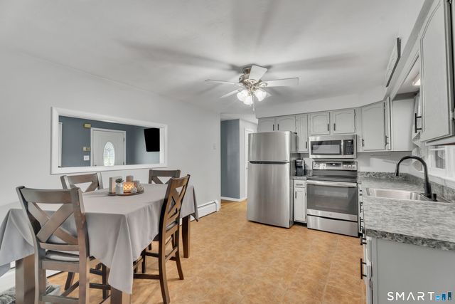 27 Idle Lane, Meriden, CT 06451