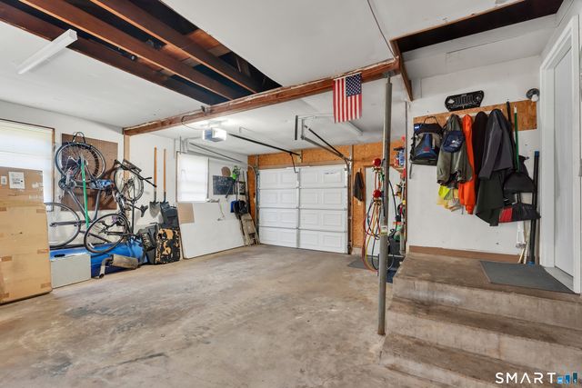 27 Idle Lane, Meriden, CT 06451