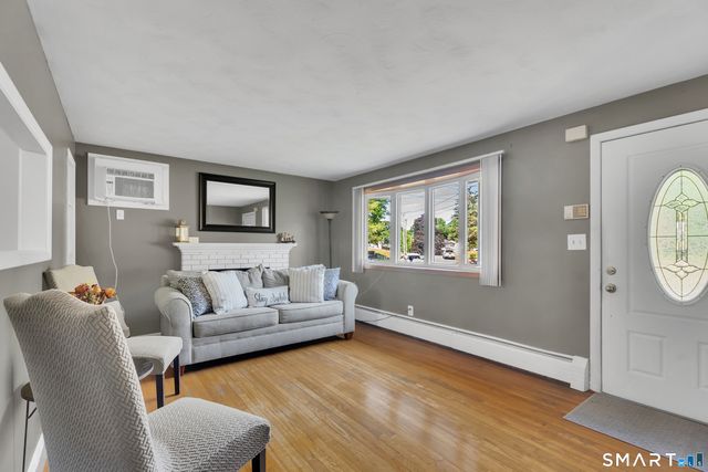 27 Idle Lane, Meriden, CT 06451
