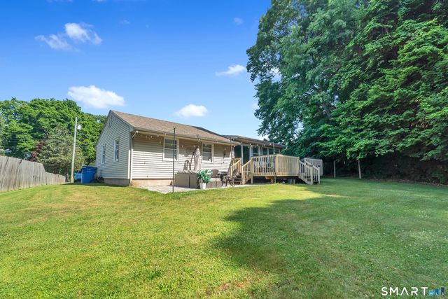 27 Idle Lane, Meriden, CT 06451