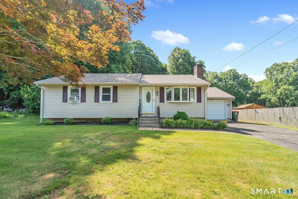 27 Idle Lane, Meriden, CT 06451
