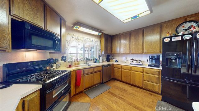 30660 Alicante, Homeland, CA 92548