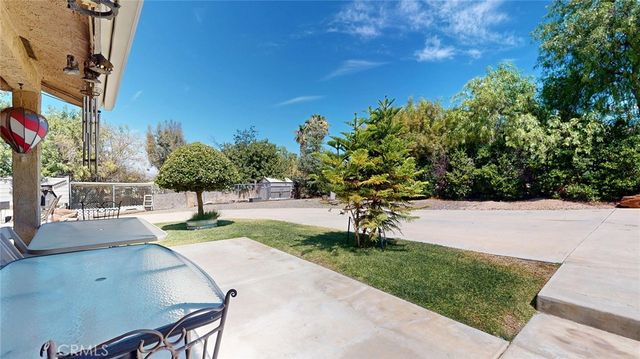 30660 Alicante, Homeland, CA 92548