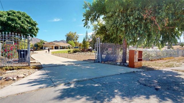 30660 Alicante, Homeland, CA 92548