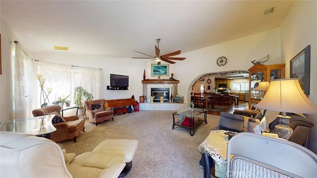 30660 Alicante, Homeland, CA 92548