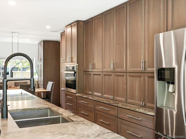 8016 S Vine Way, Centennial, CO 80122