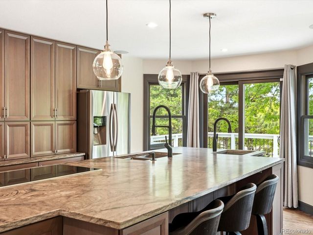 8016 S Vine Way, Centennial, CO 80122