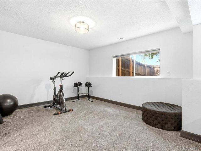 8016 S Vine Way, Centennial, CO 80122