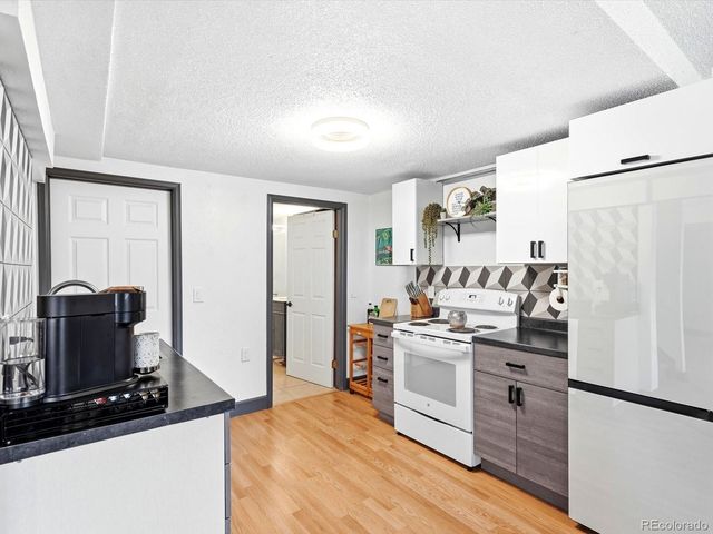 8016 S Vine Way, Centennial, CO 80122