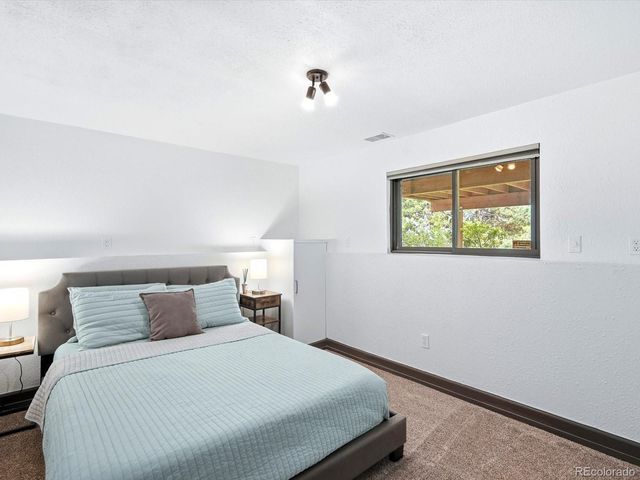 8016 S Vine Way, Centennial, CO 80122