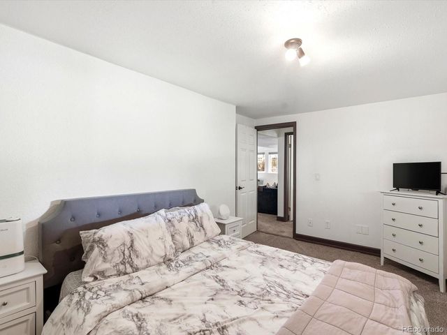 8016 S Vine Way, Centennial, CO 80122