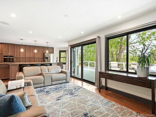 8016 S Vine Way, Centennial, CO 80122