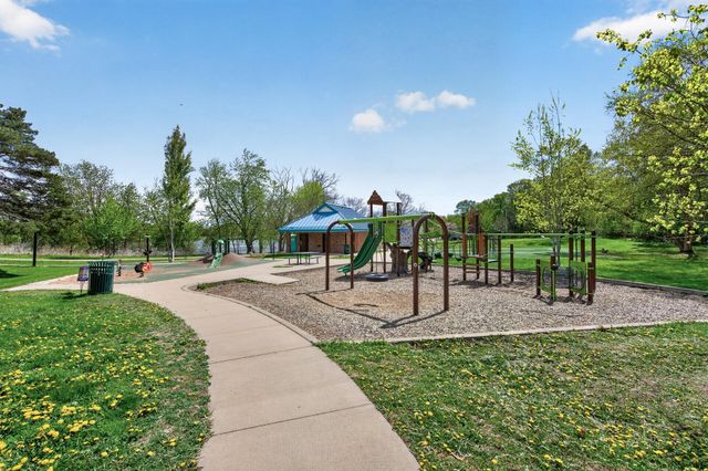 1103 Loeb Street, Saint Paul, MN 55117
