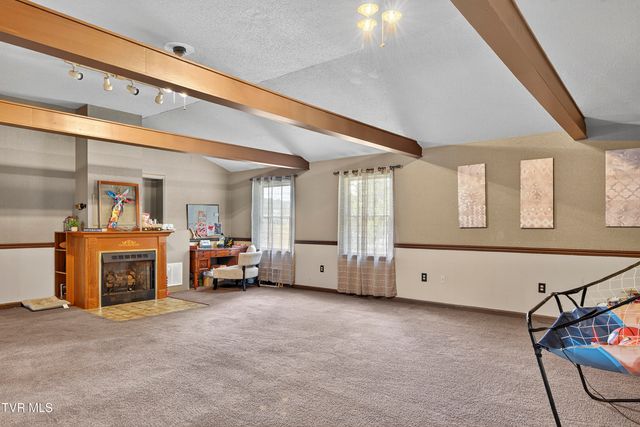 1055 St Clairs Creek Road, Chilhowie, VA 24319