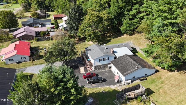 1055 St Clairs Creek Road, Chilhowie, VA 24319