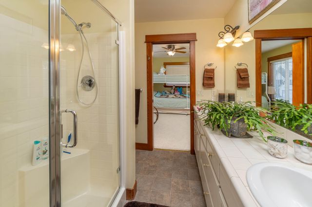 3343 NE Stonebrook Loop, Bend, OR 97701