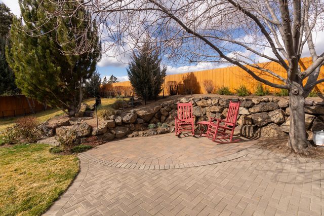 3343 NE Stonebrook Loop, Bend, OR 97701