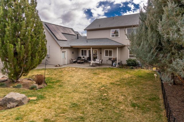 3343 NE Stonebrook Loop, Bend, OR 97701