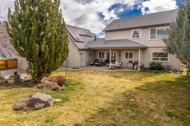 3343 NE Stonebrook Loop, Bend, OR 97701