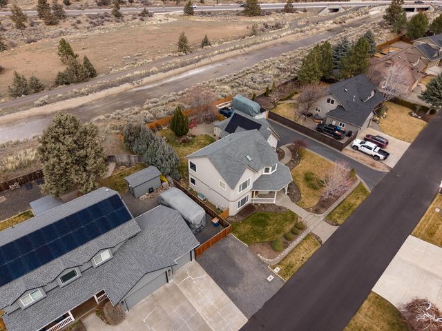 3343 NE Stonebrook Loop, Bend, OR 97701