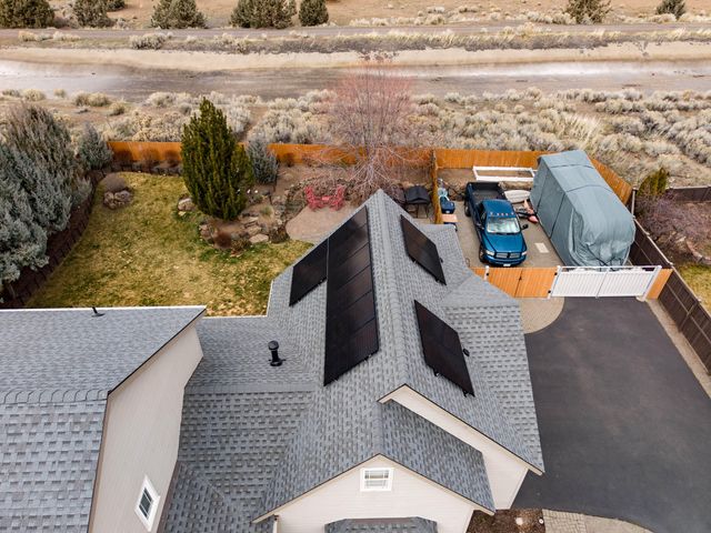 3343 NE Stonebrook Loop, Bend, OR 97701