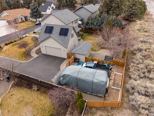 3343 NE Stonebrook Loop, Bend, OR 97701