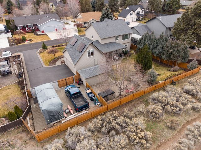 3343 NE Stonebrook Loop, Bend, OR 97701