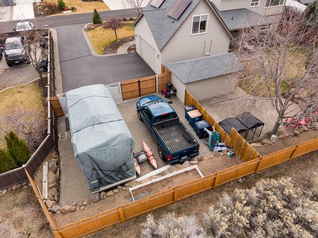 3343 NE Stonebrook Loop, Bend, OR 97701