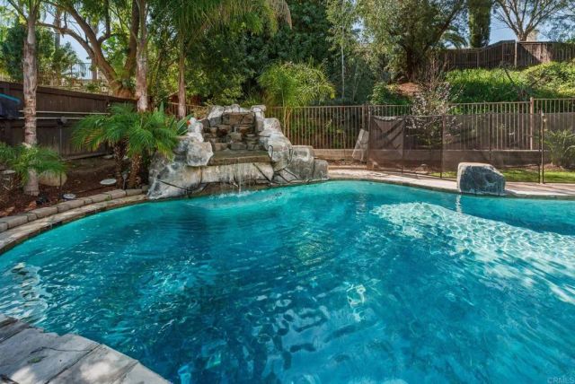 39528 Montebello Way, Murrieta, CA 92563