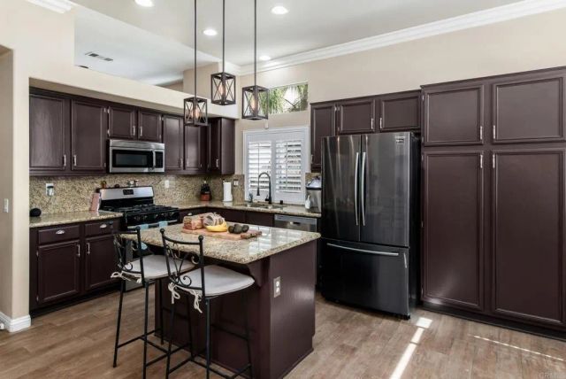 39528 Montebello Way, Murrieta, CA 92563