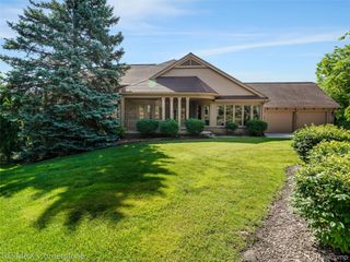 13780 Eaton Drive, Plymouth Charter Township, MI 48170
