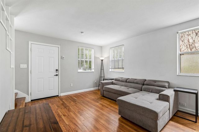 601 SWANN DR DRIVE 603, Tampa, FL 33609