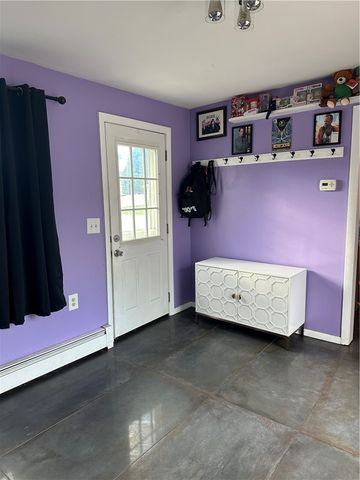 88 Glenbrook Road, Warwick, RI 02889