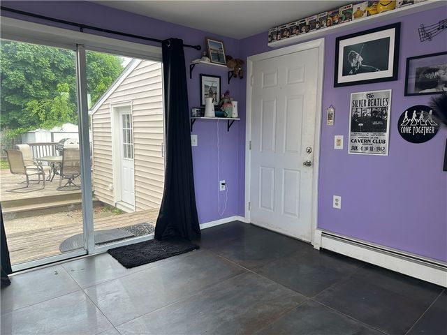 88 Glenbrook Road, Warwick, RI 02889