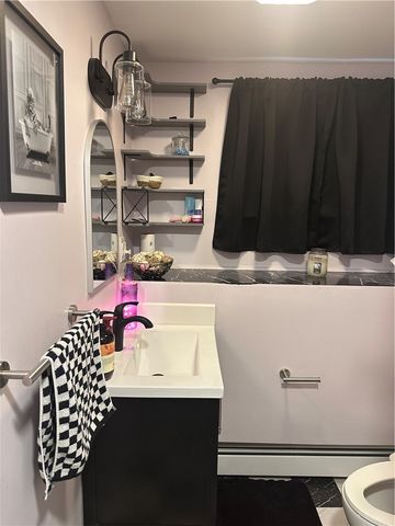 88 Glenbrook Road, Warwick, RI 02889