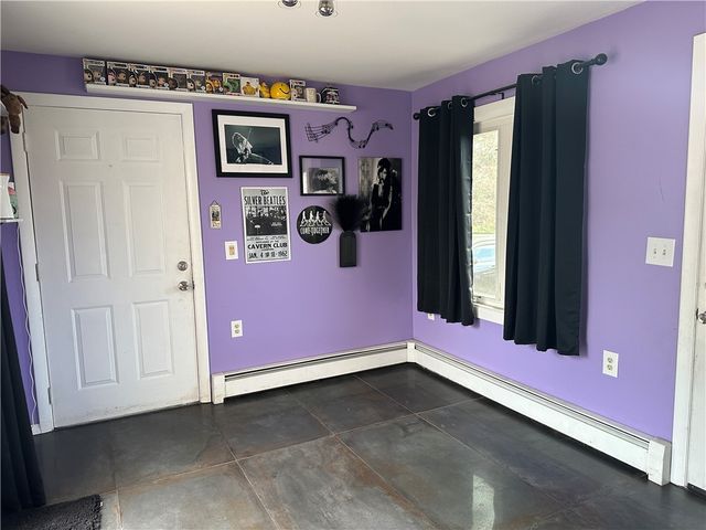 88 Glenbrook Road, Warwick, RI 02889
