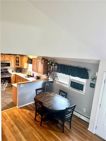 88 Glenbrook Road, Warwick, RI 02889